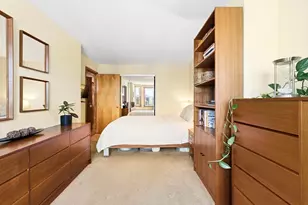 419 E 3rd St, Boston, MA 02127 - Photo 13