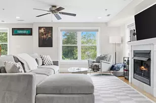 829 Lagrange St, Boston, MA 02132 - Photo 7