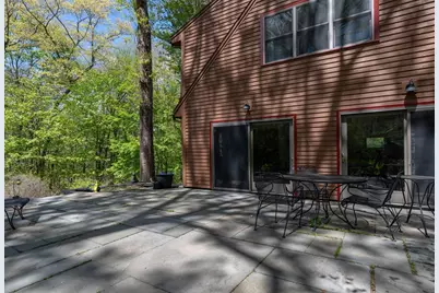 11 Gulf Road, Pelham, MA 01002 - Photo 15