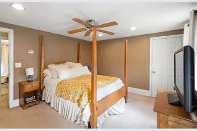 182 Leicester St, Auburn, MA 01501 - Photo 23