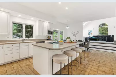 20 Old Rd, Weston, MA 02493 - Photo 13