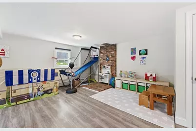10 West Ave, Hudson, MA 01749 - Photo 27