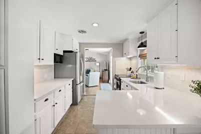 41 Utility Rd, Scituate, MA 02066 - Photo 9