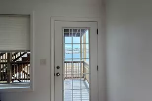 375 Crescent Ave, Chelsea, MA 02150 - Photo 11