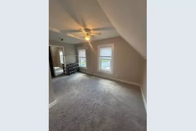 162 Green St, Gardner, MA 01440 - Photo 9