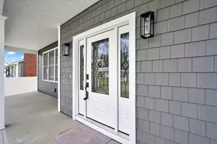 57 America St, Chicopee, MA 01013 - Photo 3