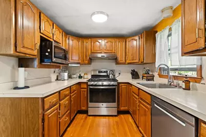 69 Highland Ave, Mansfield, MA 02048 - Photo 9