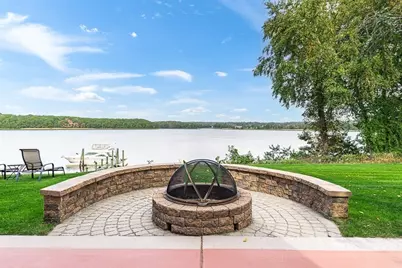 43 Cliff Dr, Freetown, MA 02702 - Photo 5