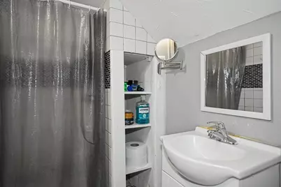 31 East Walnut Street, Taunton, MA 02780 - Photo 17