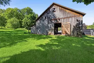 265 State St, Belchertown, MA 01007 - Photo 9