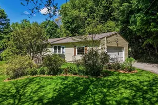 16 Saybrook Cir, South Hadley, MA 01075 - Photo 21
