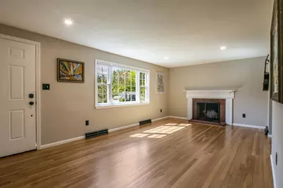 196 Center St, Groveland, MA 01834 - Photo 3