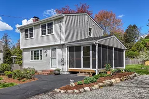 196 Center St, Groveland, MA 01834 - Photo 1
