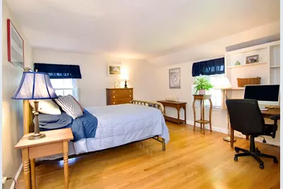 129 Chalmers St, Springfield, MA 01118 - Photo 37