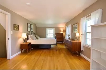 129 Chalmers St, Springfield, MA 01118 - Photo 35