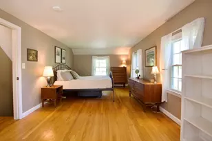 129 Chalmers St, Springfield, MA 01118 - Photo 35