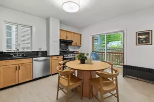 458 E 8th St, Boston, MA 02127 - Photo 5
