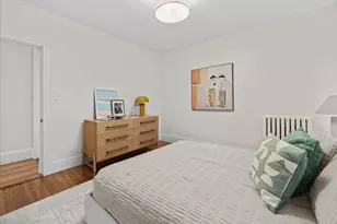 458 E 8th St, Boston, MA 02127 - Photo 9