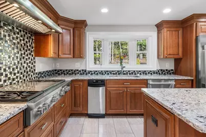 29 Pilgrim Way, Walpole, MA 02032 - Photo 9