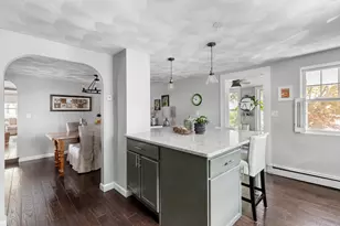 9 Elm Ct, Andover, MA 01810 - Photo 5