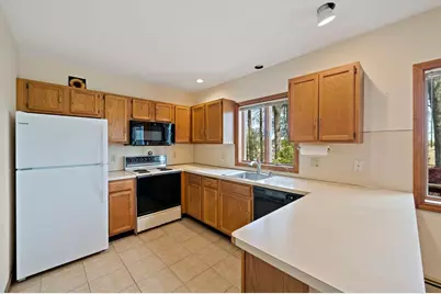 18 Somerville St, Marshfield, MA 02050 - Photo 7