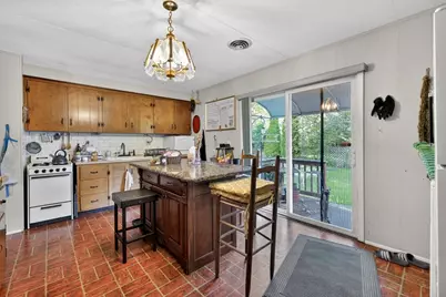 13 Drewsen Dr, Northampton, MA 01062 - Photo 11