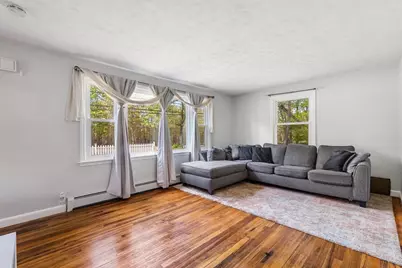 376 Pleasant St, Paxton, MA 01612 - Photo 9
