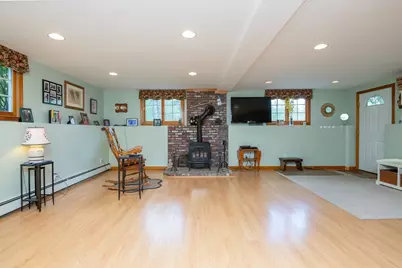 37 Colrain Rd, Topsfield, MA 01983 - Photo 11