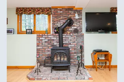 37 Colrain Rd, Topsfield, MA 01983 - Photo 13