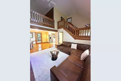 251 Cox St, Hudson, MA 01749 - Photo 5