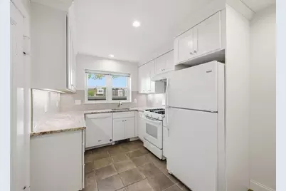 19 Alton Court #2, Brookline, MA 02446 - Photo 5