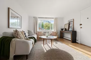 205 Kent St, Brookline, MA 02446 - Photo 5