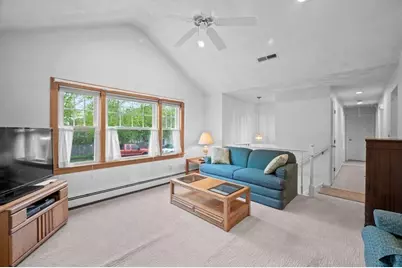7 Nells Pond Rd, Lynn, MA 01904 - Photo 5