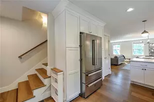 137 Rosebriar Ave, South Kingstown, RI 02879 - Photo 17