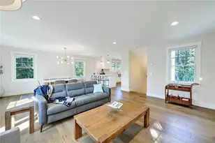 137 Rosebriar Ave, South Kingstown, RI 02879 - Photo 9