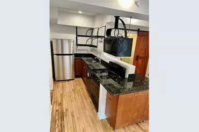 257 Pleasant St #8, Worcester, MA 01609 - Photo 5