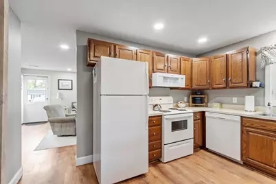 103 Main Street #18, Pepperell, MA 01463 - Photo 9