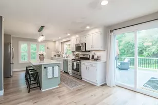 217 Pleasant St, East Longmeadow, MA 01028 - Photo 13