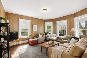 152 Spruce St, Watertown, MA 02472 - Photo 3
