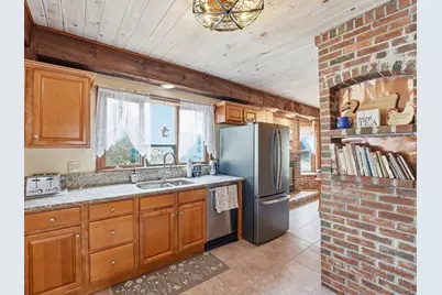 21 Elmwood Avenue, West Springfield, MA 01089 - Photo 7