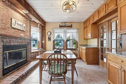 21 Elmwood Avenue, West Springfield, MA 01089 - Photo 5