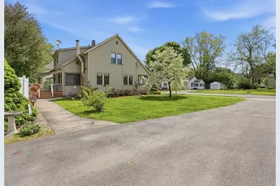21 Elmwood Avenue, West Springfield, MA 01089 - Photo 29