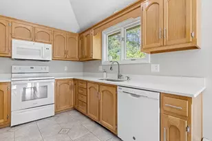 25 Towpath Dr, Wilmington, MA 01887 - Photo 31
