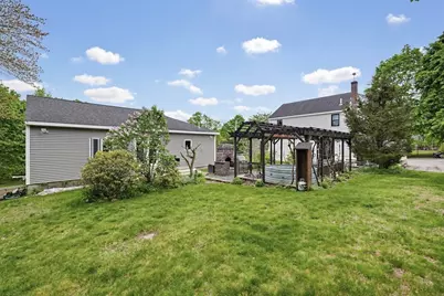 211 Mendon St, Hopedale, MA 01747 - Photo 41