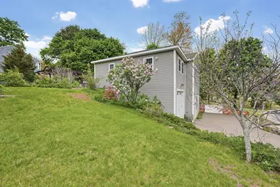 211 Mendon St, Hopedale, MA 01747 - Photo 17