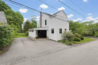 211 Mendon St, Hopedale, MA 01747 - Photo 3