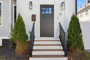 28 Cherry St, Medford, MA 02155 - Photo 3