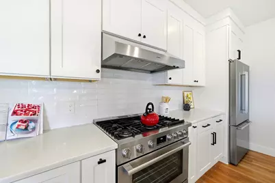 28 Cherry St #28, Medford, MA 02155 - Photo 11