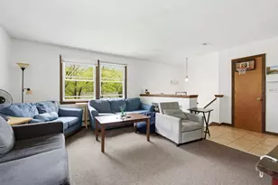 390 State St, Amherst, MA 01002 - Photo 9