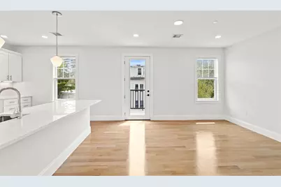 4 Wakefield Ave #4, Wakefield, MA 01880 - Photo 7